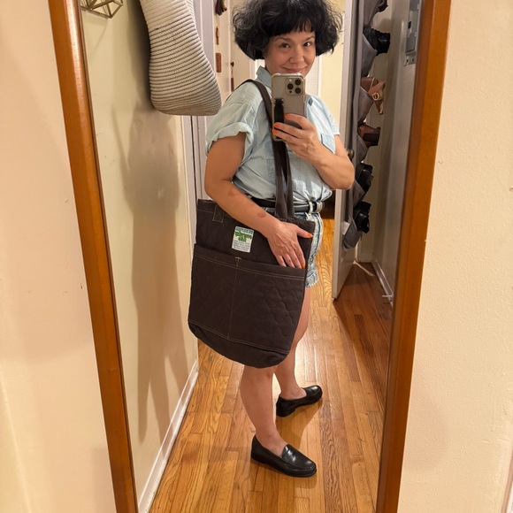 Big Bud Press Quilted Everyday Tote in Dark Espresso - Picture 6 of 10